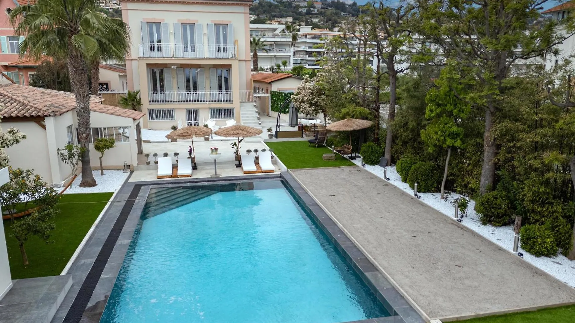 ואלאוריס Villa Lucienne